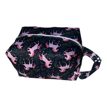 Cargar imagen en el visor de la galería, Bolsa Transportadora de pañales Estampada